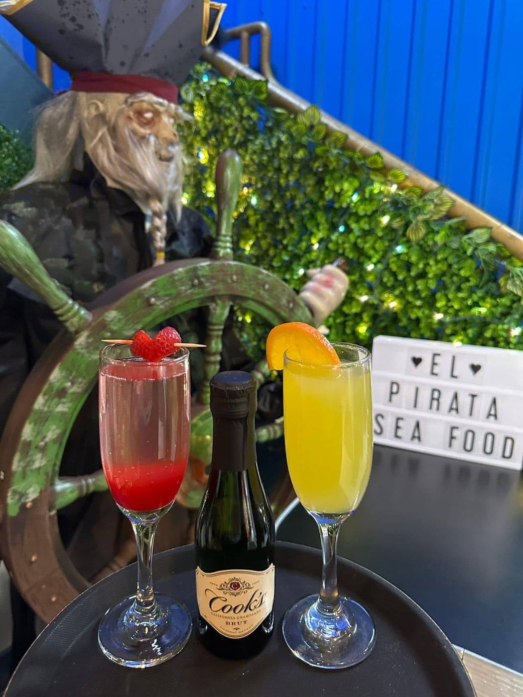 Mimosa & sparkling wine