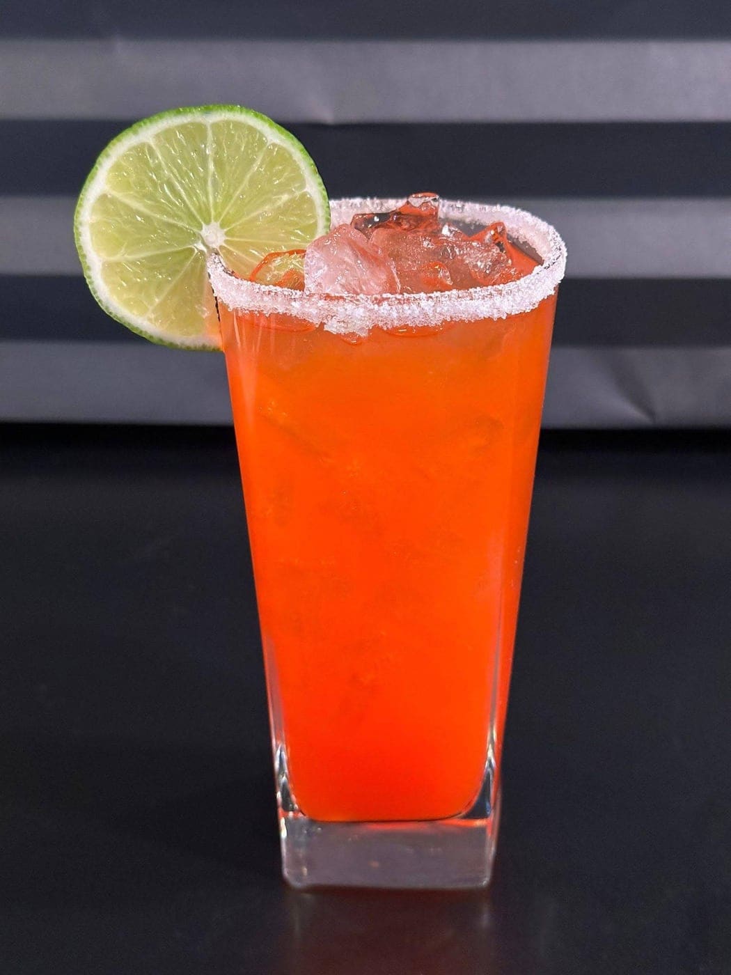 Strawberry-orange cocktail, salt rim